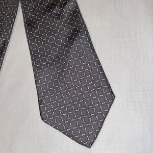 Brooks Brothers Makers Men’s Dress Tie Size 57” Gray Chain Motif Silk Business